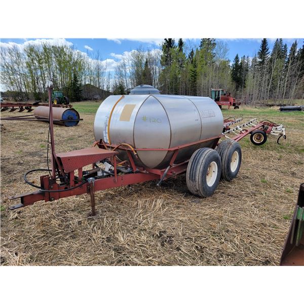 Approx. 80 ft Wilger Tandem Axle Sprayer, Hyd. Drive c/w approx. 800-gal Stainless Tank, nice condit