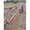 Image 6 : Approx. 80 ft Wilger Tandem Axle Sprayer, Hyd. Drive c/w approx. 800-gal Stainless Tank, nice condit