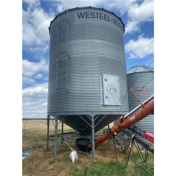 Westeel 6-ring hopper bin