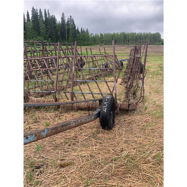 Allied draw bar c/w 12 section 5 ft diamond harrows