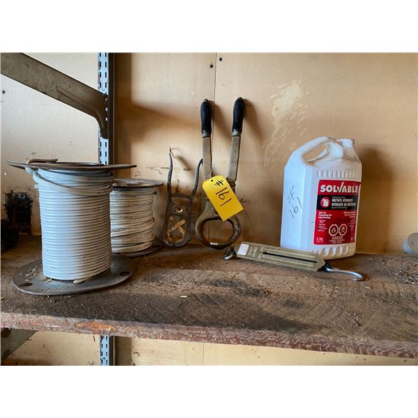 Burduzzio, elascilator, wire and scale.