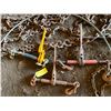 Image 1 : 3 rachet boomers & various chains.