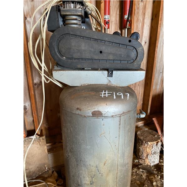 Single cyl upright compressor. Working