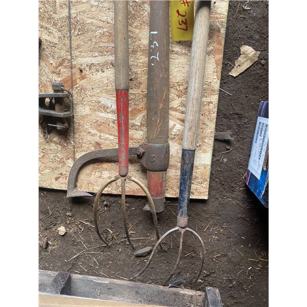 2- Forks & log grapple