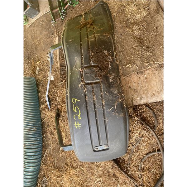 Tractor fender