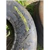 Image 3 : 2- 11L-15 implement tires