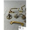 Image 2 : Lot Of Vintage Brass Hooks & Handles