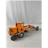 Image 4 : Vintage Metal Tonka Road Grader - approx. 17" Long