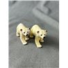 Image 2 : Bear Décor Lot, Including Metal Vancouver Canada Lions Gate Souveneir Thermometer