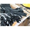 Image 2 : Qty 1 Box (88) Zippers YKK Black 20"
