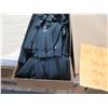 Image 2 : Qty 1 Box (25) Zippers YYKK Black 33"