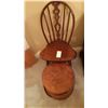 Image 1 : Vintage Wood Chair and Box with Handle C