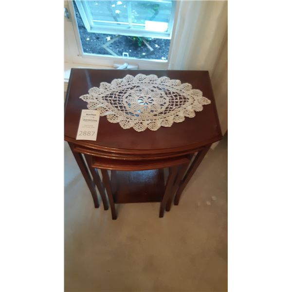 Set of 3 Wood Nesting Tables C