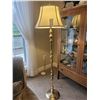 Image 6 : Brass floor lamp A