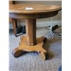 Image 2 : Oak side table C