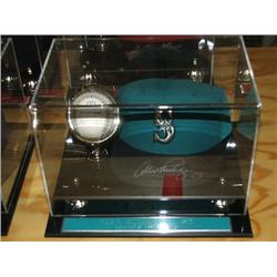 SIGNED CAP & SIGNED BASEBALL