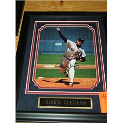 SIGNED PHOTO W/FRAME-ROGER CLEMENS-