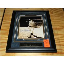 SIGNED PHOTO W/FRAME-JOE DIMAGGIO