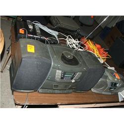 (LOT) (1) SONY BOOM BOX W/CD