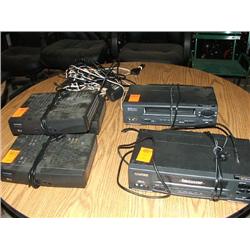 (LOT) (1) EMERSON VCR, (1) SYLVANIA VCR,