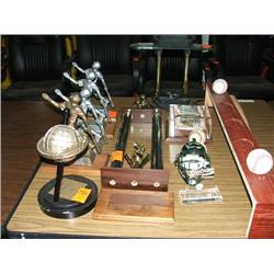 (LOT) DECOR & DISPLAY