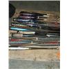 Image 1 : (APPROX. 20) ALUMINUM BATS