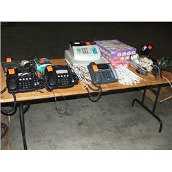 (LOT) (1) ROYAL 120 CX CASH REGISTER