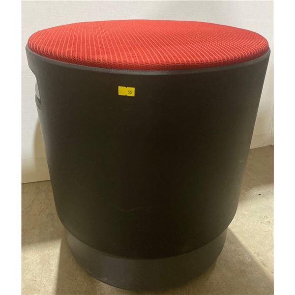 Core Engaging Adjustable Height Stool