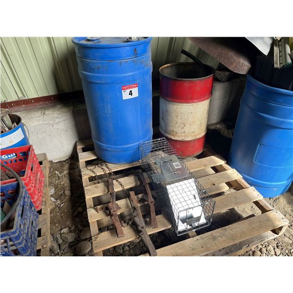 Traps & 2 Barrels