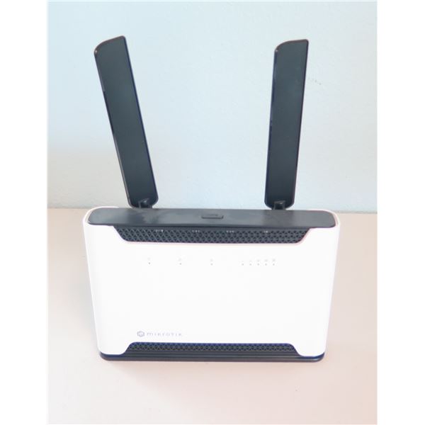 MikroTik Chateau LTE18ax Quad Core CPU & Router (no cables)