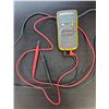 Image 2 : Fluke 101 600V CAT III Multimeter