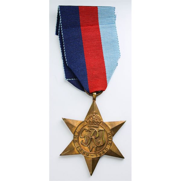 1939 - 1945 BRITISH STAR MEDAL WITH RIBBON