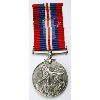 Image 1 : 1939 - 1945 BRITISH STAR MEDAL WITH RIBBON