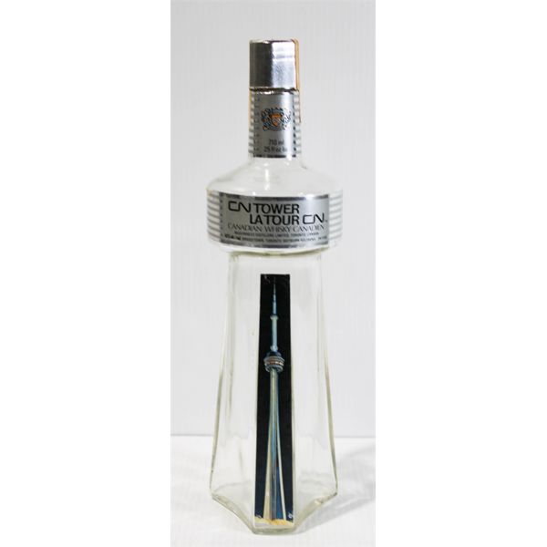 VINT. CN TOWER BRAND CANADIAN WHISKEY BOTTLE