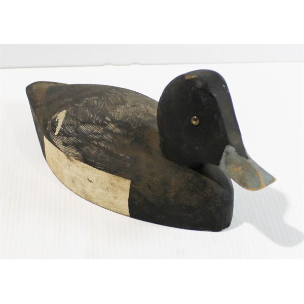 VINT. WOODEN DUCK DECOY