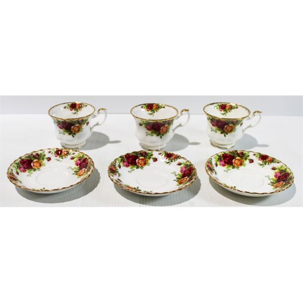 3 ROYAL ALBERT OLD COUNTRY ROSES BONE CHINA TEA CUP & SAUCERS