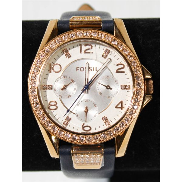 FOSSIL MENS WRIST WATCH W/ GENUINE LEATHER STRAP