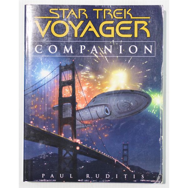 STAR TREK VOYAGER COMPANION BOOK