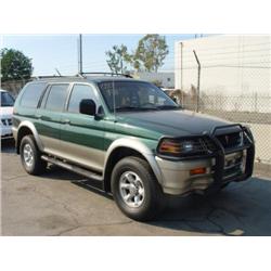1999 Mitsubishi Montero