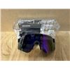 Image 1 : Lot of 1 Pair of Polarized Pit Viper Sun Glasses - Black/Plum