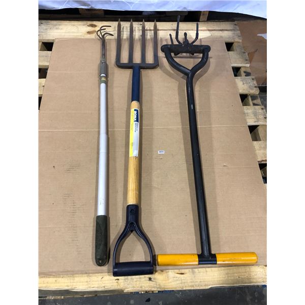 Lot of 3 Assorted Gardening Tools - Used