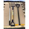 Image 1 : Lot of 3 Assorted Gardening Tools - Used