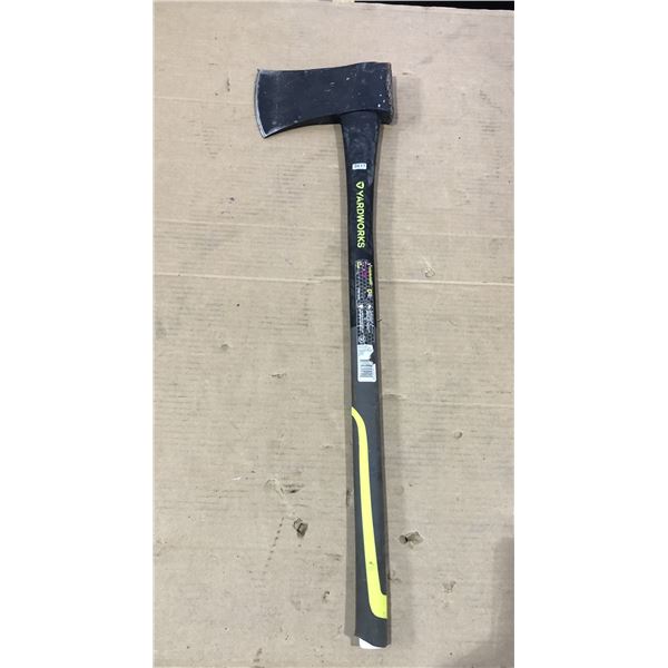 Lot of 1 Large Yardworks Axe - Used
