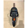 Image 2 : Lot of 1 Black & Decker Hedge Trimmer - Used - Powers On