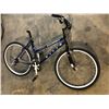 Image 2 : Lot of 1 SportMax Discovery Maxam Mountain Bike for Adults - Used