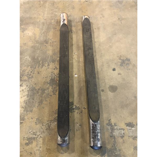 Lot of 2 Honda CRV Side Steps - Used