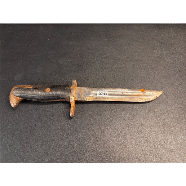 Lot of 1 Authentic 1942 World War 2 Era Kutmaster Knife - VERY RARE