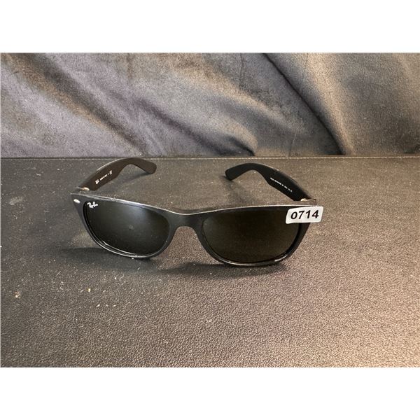 Lot of 1 Pair of RayBan Sunglasses New Wayfarer Style - Used
