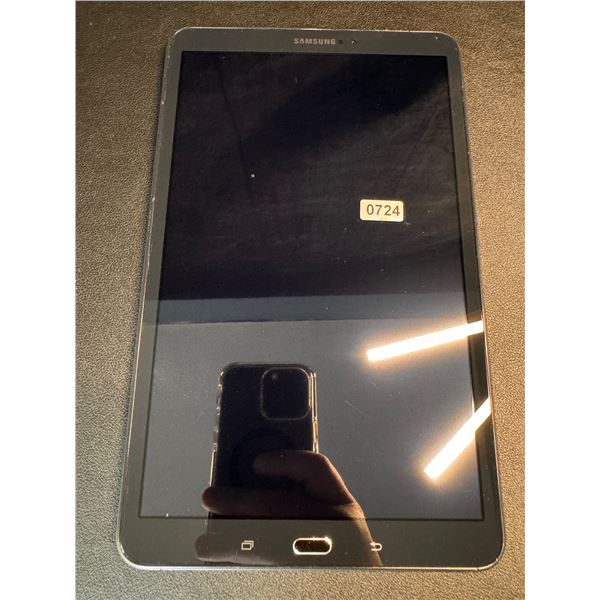 Lot of 1 Samsung Galaxy Tab A - Used