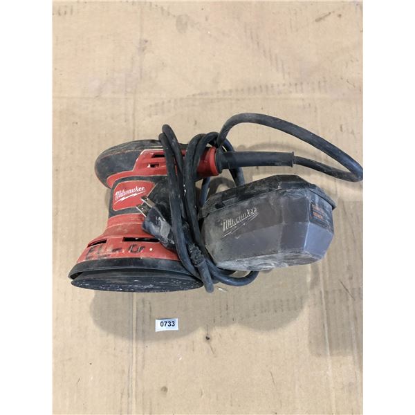 Lot of 1 Milwaukee Sander - Used - Powers On